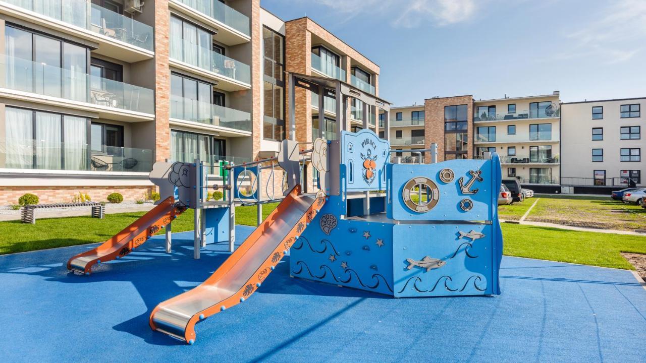 Apartamenty Simply Perlowa Przystan - Holiday City Kołobrzeg Extérieur photo