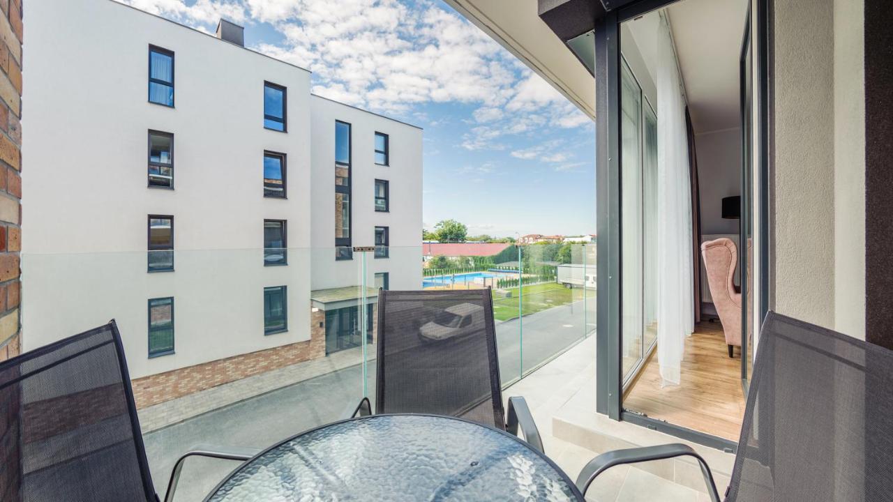 Apartamenty Simply Perlowa Przystan - Holiday City Kołobrzeg Extérieur photo